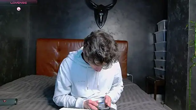 DanielCrush1 online show from January 13, 2026, 7:07 pm