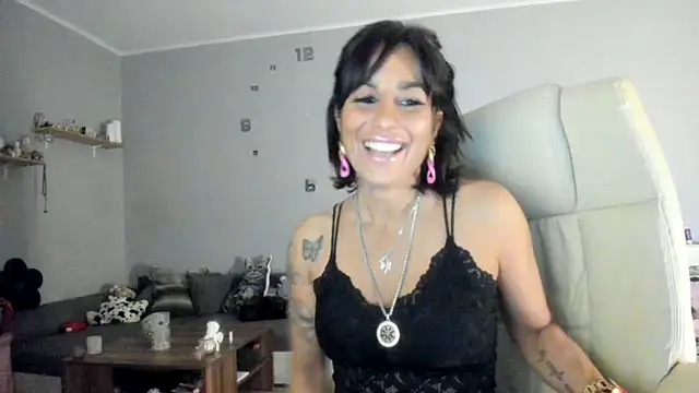 Orchideaxx online show from May 16, 2026, 8:41 pm