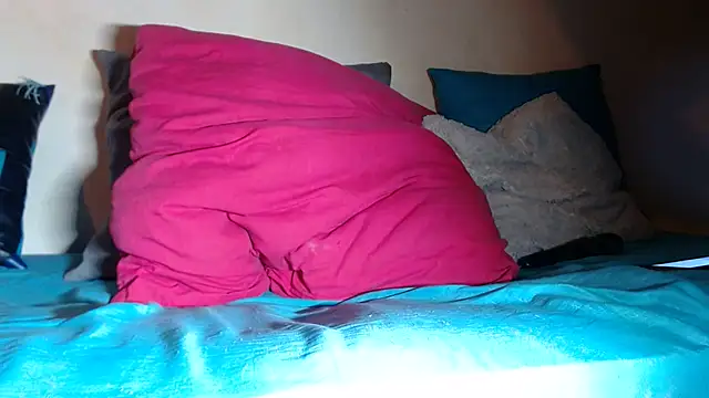 Queenofthenightx online show from September 26, 2025, 8:16 pm