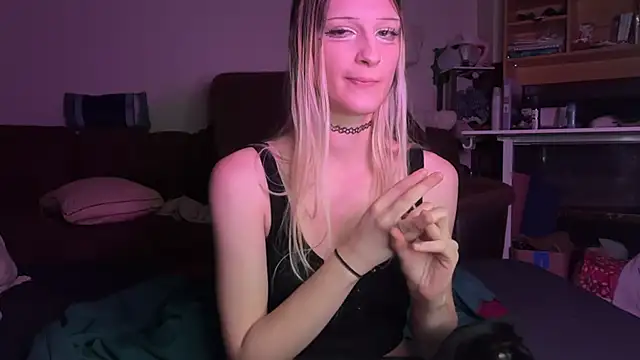kittyxexx online show from July 8, 2026, 3:30 am