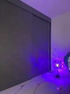 stormyy  online show from October 22, 2025, 11:36 pm