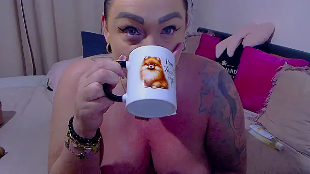 BustyVicky online show from May 3, 2026, 8:12 pm