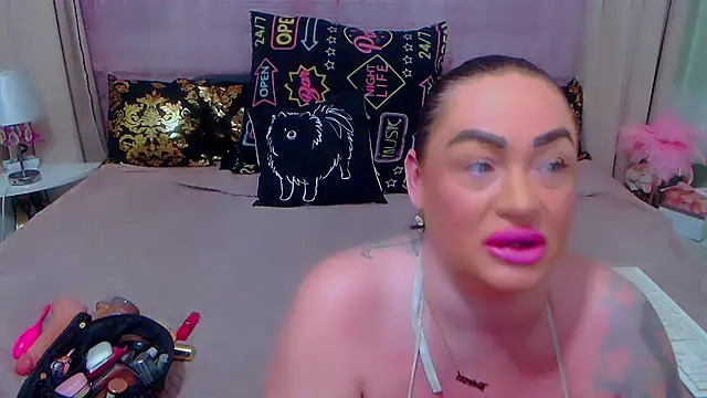 BustyVicky online show from March 13, 2025, 10:21 pm