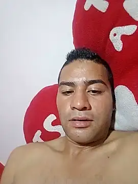 EISONREINA11 online show from June 9, 2026, 2:23 am