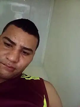 EISONREINA11 online show from October 20, 2025, 3:01 pm