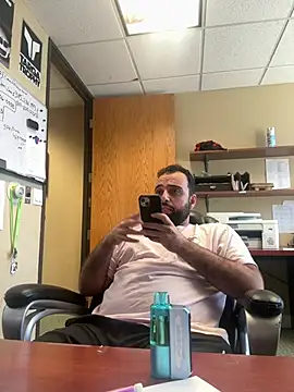Jonnybigccookk69 online show from August 7, 2026, 6:58 pm