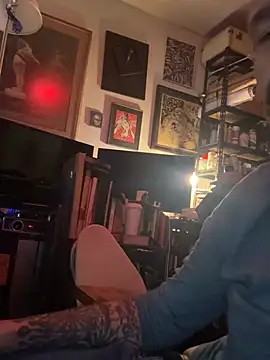 htk1975 online show from January 18, 2026, 10:51 am