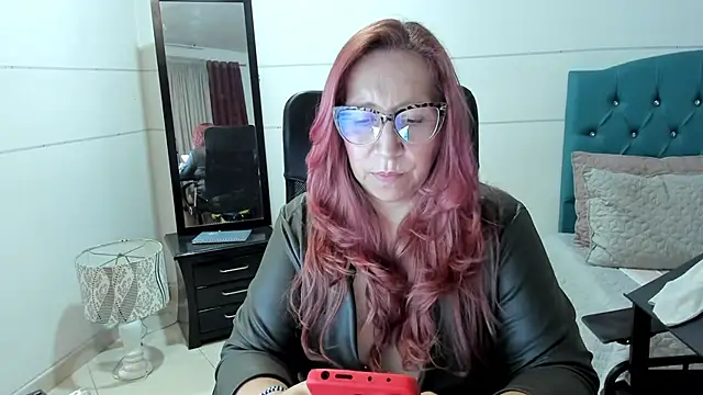 vaalery sweet online show from March 18, 2025, 11:31 pm