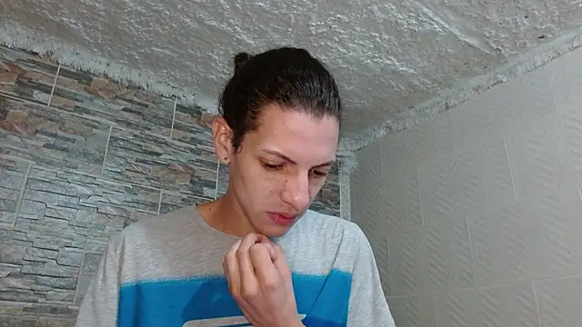 omar alurba online show from November 28, 2025, 3:23 pm