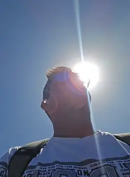 Trucker Hunter online show from October 10, 2025, 12:39 pm