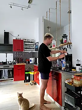 Trucker Hunter online show from March 15, 2025, 8:04 am