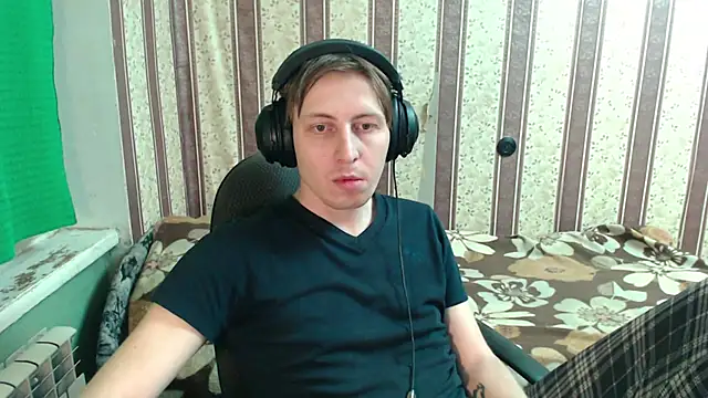 darienlarge online show from November 16, 2025, 5:39 pm