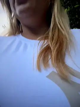 Snapshot of sammyqueenx21 chatting on July 16, 2026, 11:29 am sammyqueenx21 online show from July 16, 2026, 11:29 am