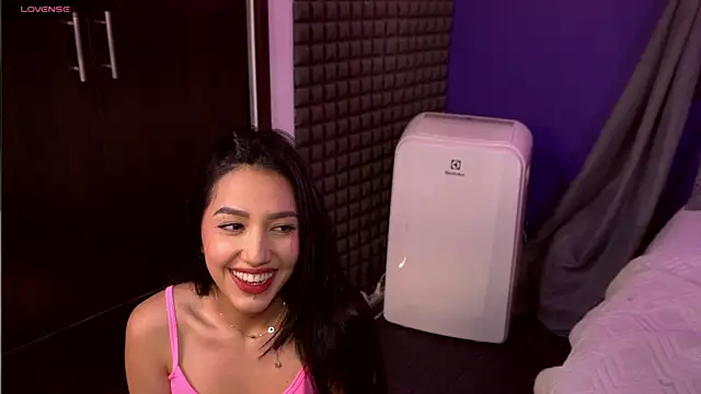 bull vixen2001 online show from April 29, 2026, 11:33 pm
