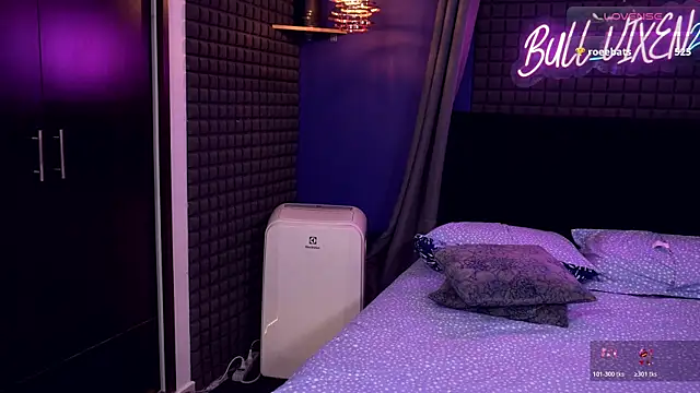 Snapshot of bull_vixen2001 chatting on March 14, 2026, 12:38 am bull vixen2001 online show from March 14, 2026, 12:38 am