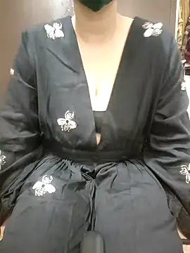 Snapshot of Nisha_candy chatting on December 13, 2024, 9:57 am Nisha candy online show from December 13, 2024, 9:57 am