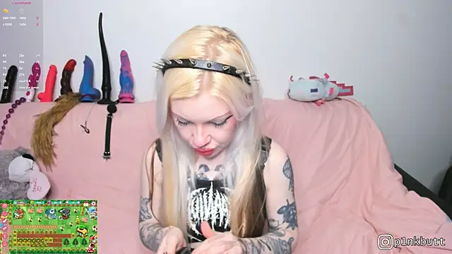 HelenGoat online show from May 4, 2026, 2:48 am