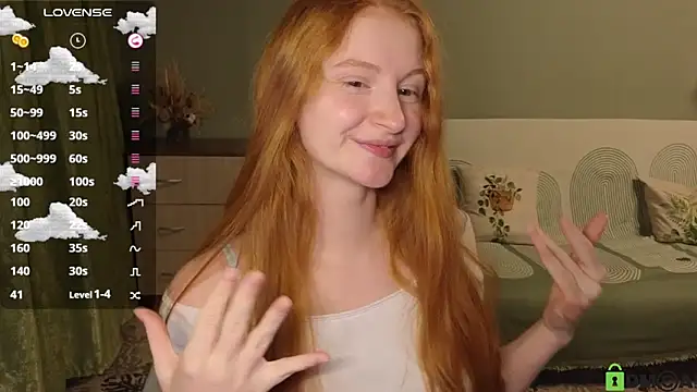 astoria ross  online show from October 20, 2025, 3:12 pm