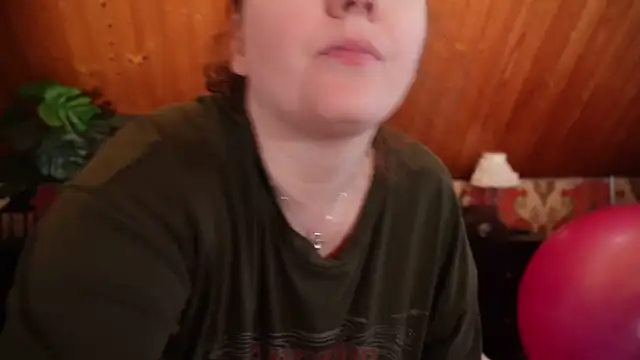 TessaWinter online show from September 25, 2025, 2:34 pm