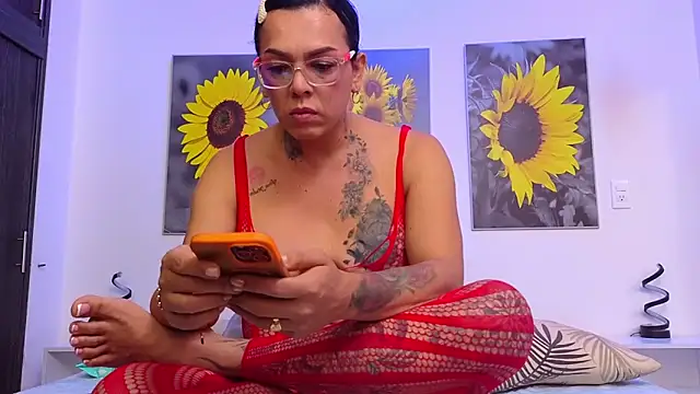 KataLehlla online show from November 8, 2025, 1:25 pm