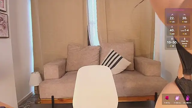 barbie es online show from September 12, 2025, 1:55 pm