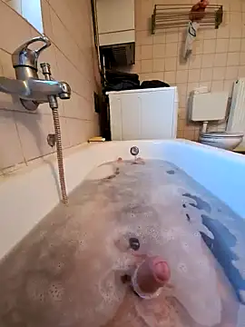 toeloverlive online show from December 5, 2024, 10:06 am