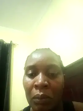 Snapshot of Realdiva02 chatting on December 8, 2024, 3:45 pm Realdiva02 online show from December 8, 2024, 3:45 pm