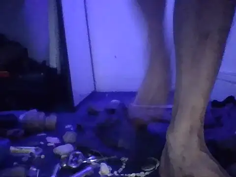 LuckyLefty79 online show from October 3, 2025, 5:31 am