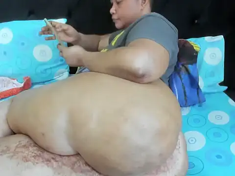 bigbooty29 online show from July 7, 2026, 6:47 am