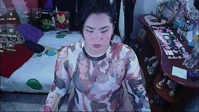 lufek23 online show from November 1, 2025, 7:08 pm