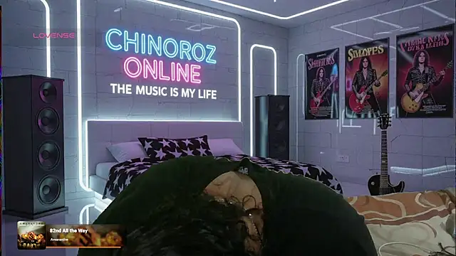 chino roz online show from September 23, 2025, 6:42 am