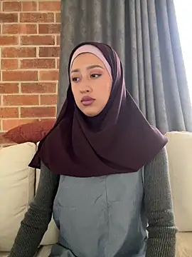 adila anich online show from March 8, 2026, 9:18 pm