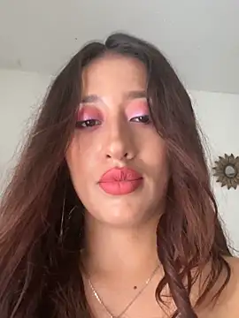 adila anich online show from March 14, 2025, 8:49 pm