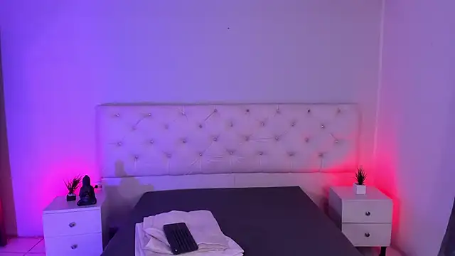 Aron cruz online show from November 27, 2025, 1:33 pm