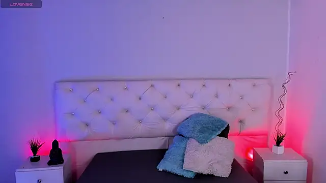 Aron cruz online show from October 3, 2025, 1:23 pm