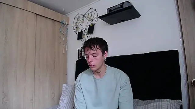 Santiago kiler online show from October 14, 2025, 4:18 pm