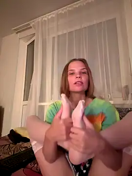 Snapshot of LeyaJohnson chatting on September 28, 2025, 3:19 pm LeyaJohnson online show from September 28, 2025, 3:19 pm