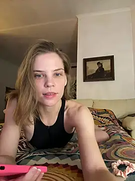 Snapshot of LeyaJohnson chatting on January 11, 2026, 2:24 pm LeyaJohnson online show from January 11, 2026, 2:24 pm