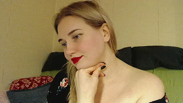 mmmPinUpGirl online show from October 25, 2025, 5:46 pm