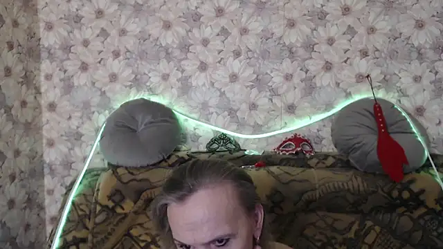 MissBekker online show from June 24, 2026, 2:59 pm