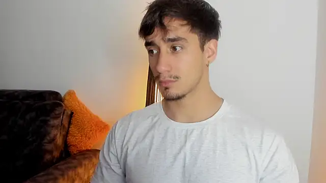 AlexRivera6 online show from October 30, 2025, 6:27 pm