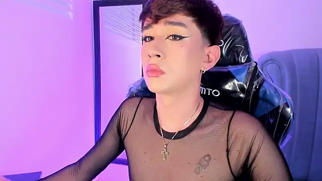 Snapshot of Chris_boy_ chatting on March 15, 2026, 1:51 pm Chris boy online show from March 15, 2026, 1:51 pm