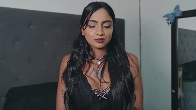 Delilah Blazee online show from June 2, 2026, 6:52 pm