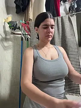  Niah  online show from February 23, 2026, 12:45 am