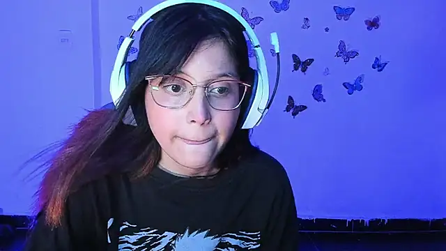 Snapshot of Little_Lisy chatting on March 21, 2026, 2:02 am Little Lisy online show from March 21, 2026, 2:02 am