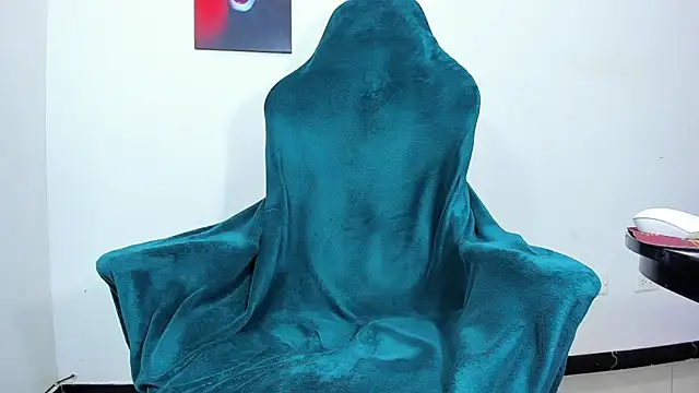 lazzon bastion online show from February 7, 2025, 7:06 pm