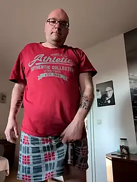 Jule-welt online show from March 16, 2025, 7:04 am