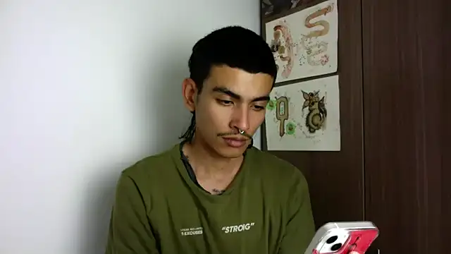 sorry-mom69 online show from October 3, 2025, 6:53 pm