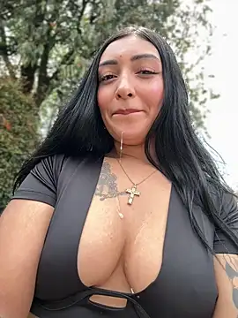 Kathy bella18 online show from April 20, 2026, 6:42 pm