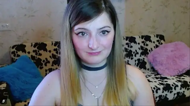 Arielsssplash online show from October 7, 2025, 1:56 pm